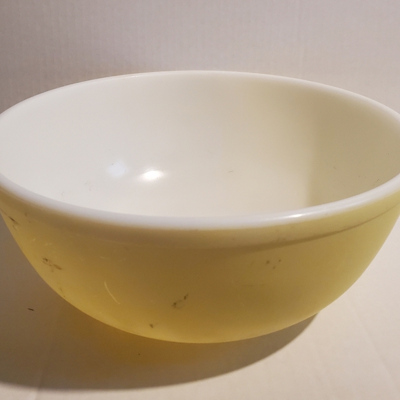 Vintage Pyrex Main Nesting Bowl Yellow 10.5"  #404 & A-12 Serving Bowl Pls Read - Picture 2 of 12